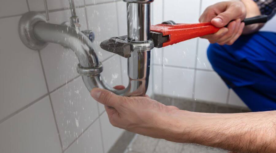 Expert burst pipe repair services in Ulen, MN